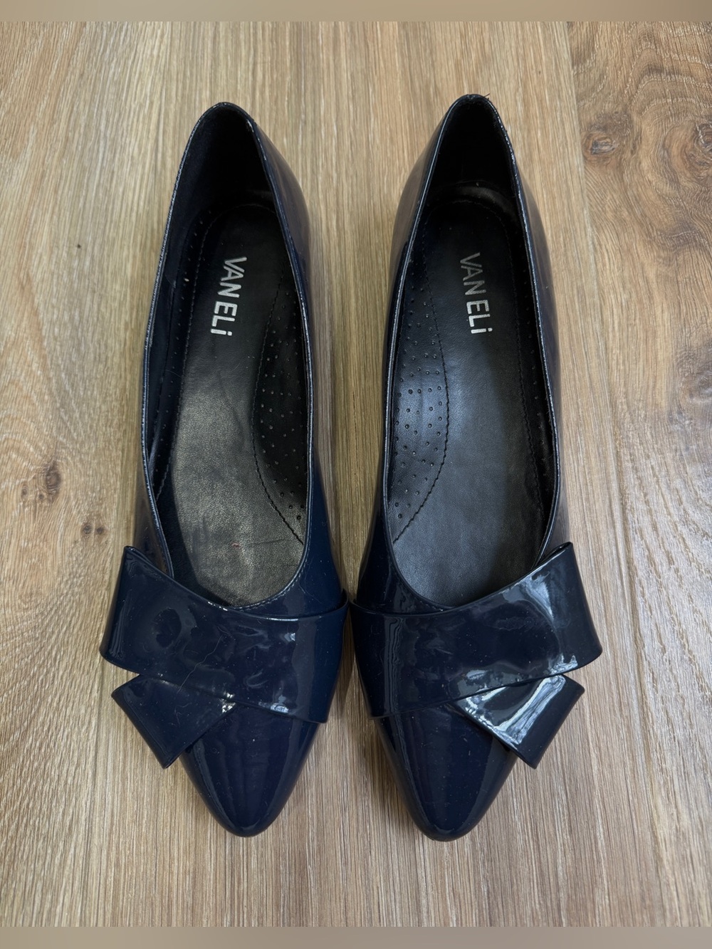 VANELi Navy Patent Bow Ballet Flats Size 7.5M - Picture 3 of 8